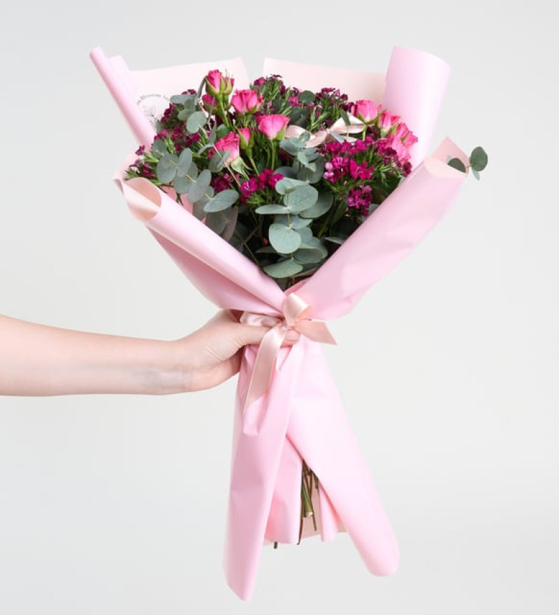 Krem Pudra Bukette Kurdeleli Pembe Çardak Güller