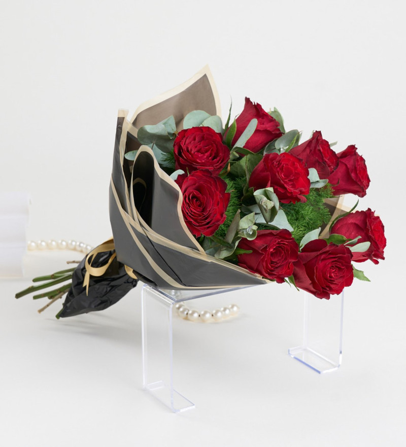 9'lu Kırmızı Gül Çiçek Buketi