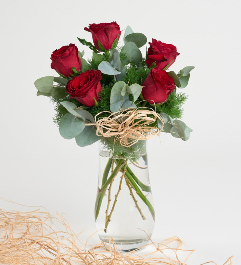 Paşabahçe Vazoda 5'li Kırmızı Gül